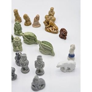 Lot of 31, Wade Whimsies, Red Rose Tea Miniature Porcelain‎ Figurines